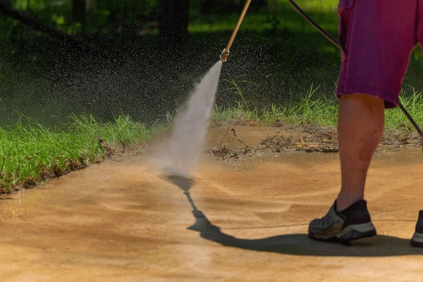 Spring Cleaning Tharwa